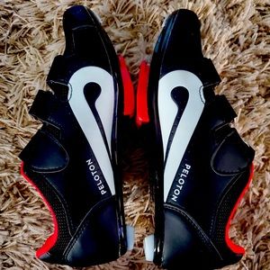 Peloton Cycling Shoes Size US 9-9.5